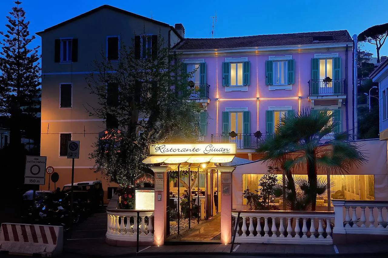 Albergo Giuan Arma Di Taggia Hotel