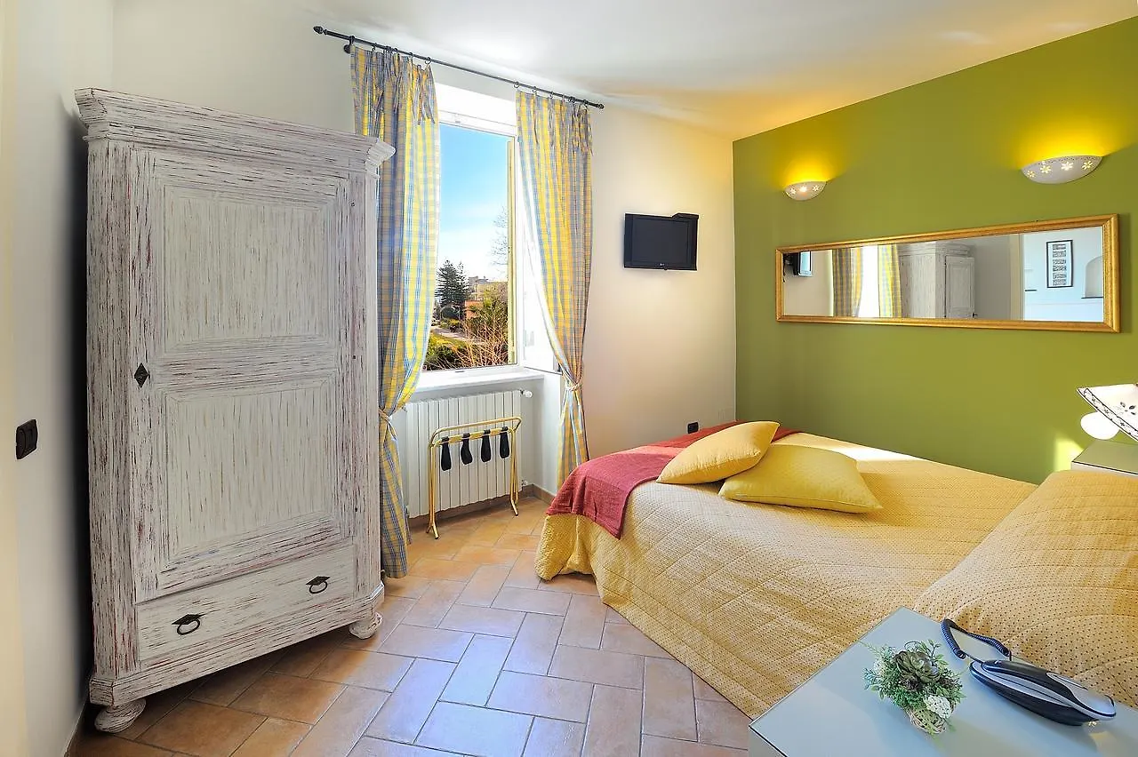 Albergo Giuan Arma Di Taggia Hotel