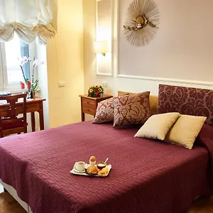 Bed & Breakfast Domus Cavour ***