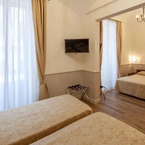 Hotel Flavia ***