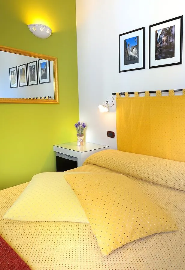 *** Hotel Albergo Giuan Arma Di Taggia Italy